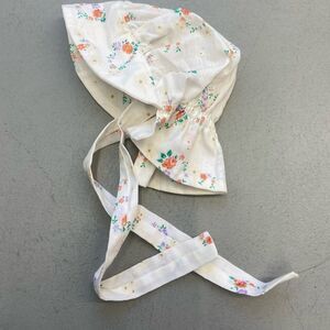 Vintage floral baby girl bonnet d09
